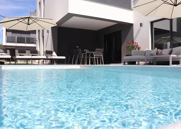 Meerbrise - Luxury * بنجول